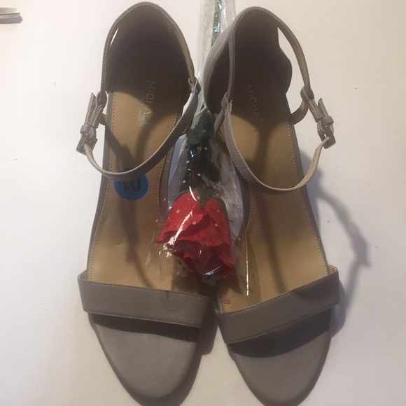 Nwt Michael by Michael kors hight heel open toes sz 10 - Picture 12 of 15